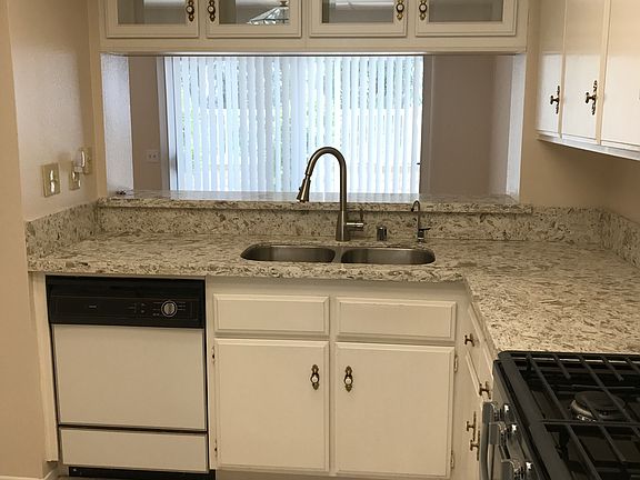 5th image of 13277 Sunnyslope Dr