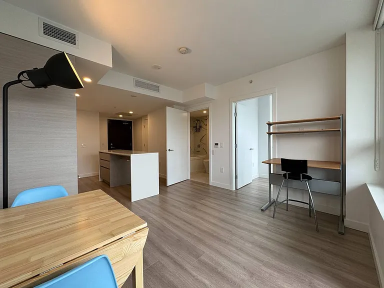 823 Carnarvon St #1803 — Photo 15