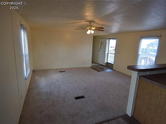 3rd image of 814 Robbie Ln