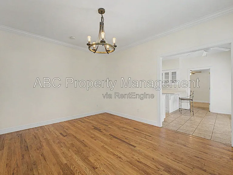 1525 W Deane St — Photo 9