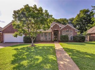 307 Sophia Ln, College Station, TX 77845