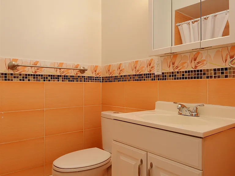 121 Garfield Ave #3 — Photo 15