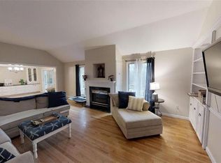 55 Sherwood Dr, Westerly, RI 02891