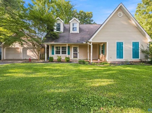 1037 Sandy Springs Rd NW, Huntsville, AL 35806