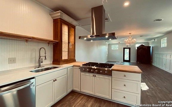 4th image of 505 W Olmos Dr #2