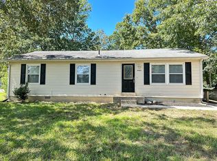 9303 Surratts Manor Dr, Clinton, MD 20735