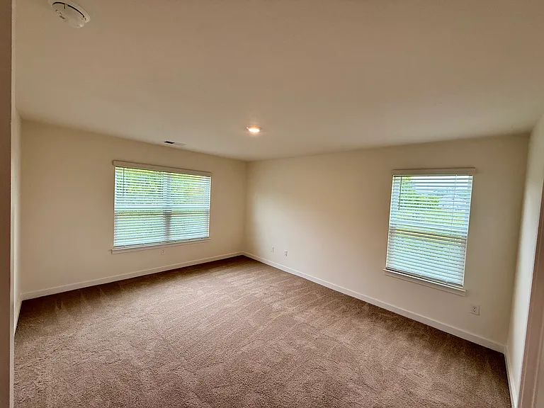 6837 Beeler Rd — Photo 7