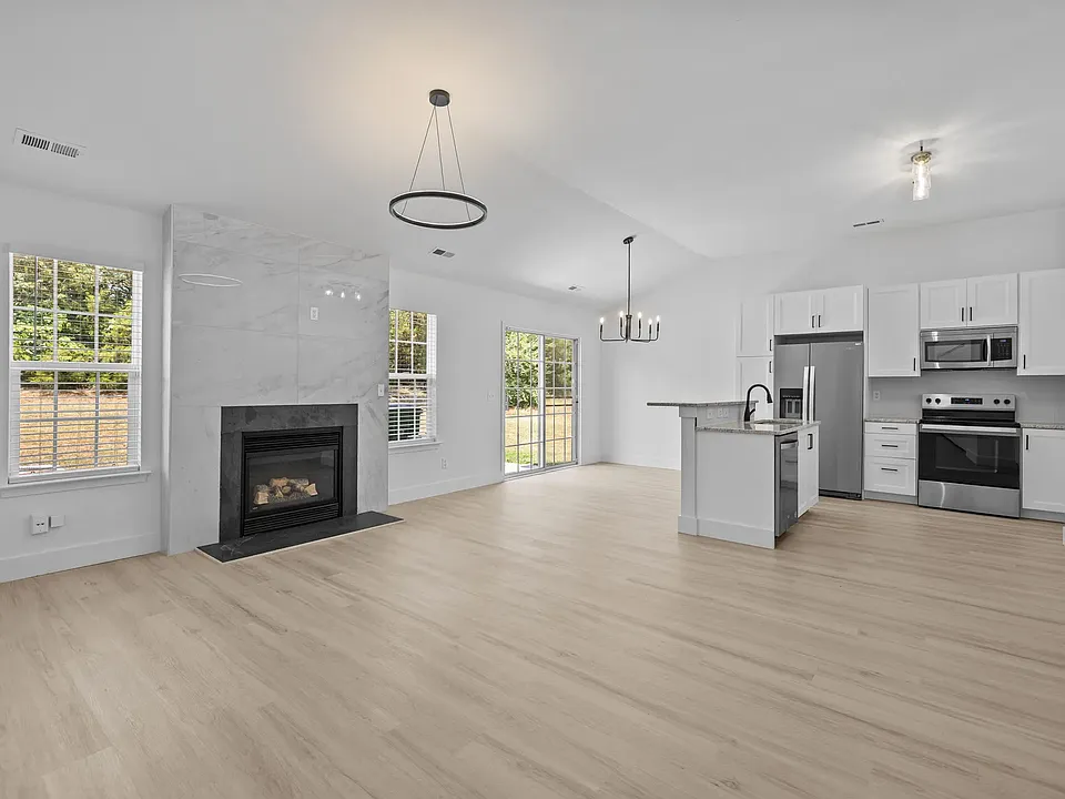 16216 Circlegreen Dr