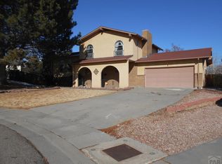 8 Courtney Pl, Pueblo, CO 81001