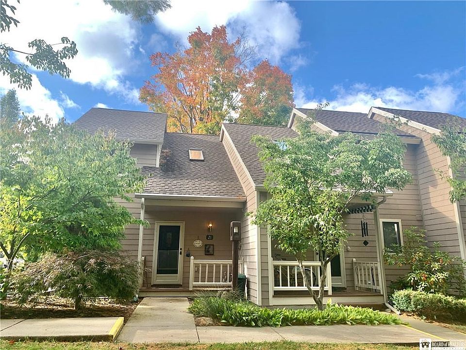 1st image of 29 Elm Ln #21