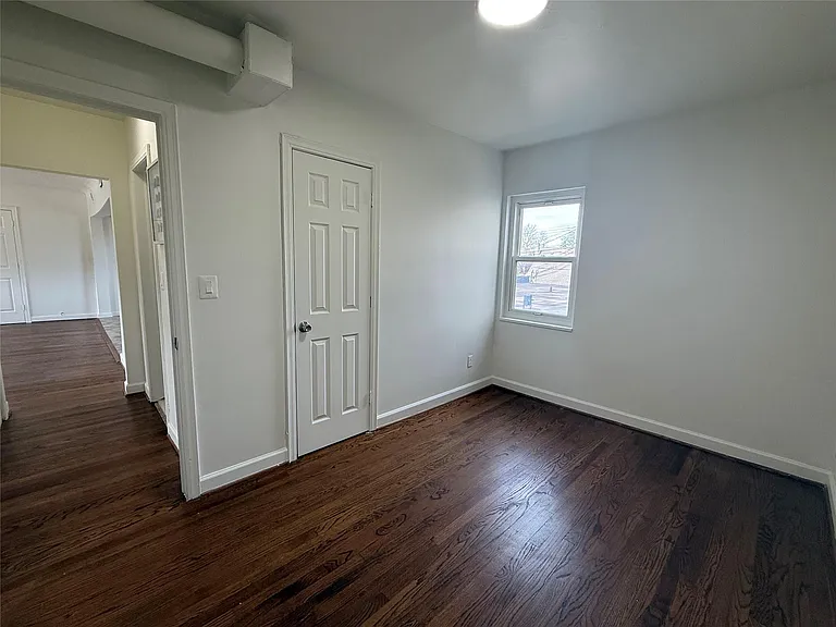 24720 Michigan Ave — Photo 4