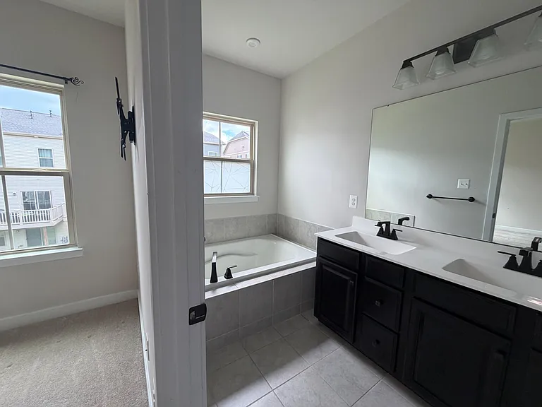 6029 Goshawk St — Photo 20