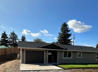 668 SE Glen St, Madras, OR 97741
