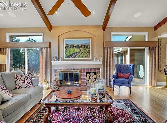 4th image of 2723 Fawn Grove Ct