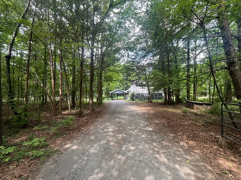 9720 Robinwood Ln — Photo 25