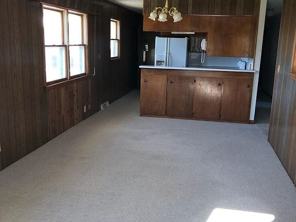 3rd image of 3151 West Ave