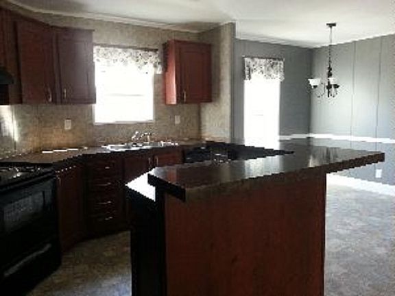 3rd image of 9455 Sunset Dr