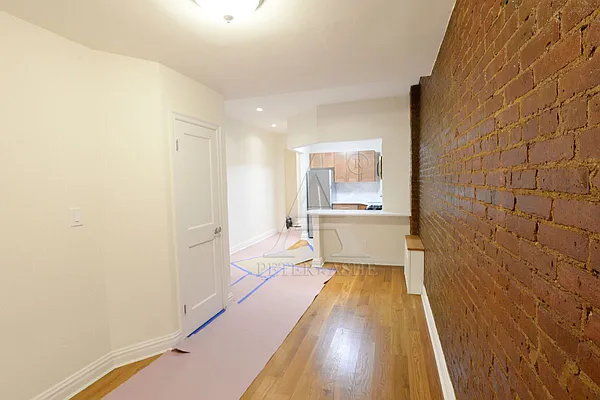 Rented by Peter Ashe | media 5