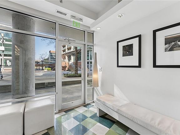 4th image of 845 Spring St NW #B