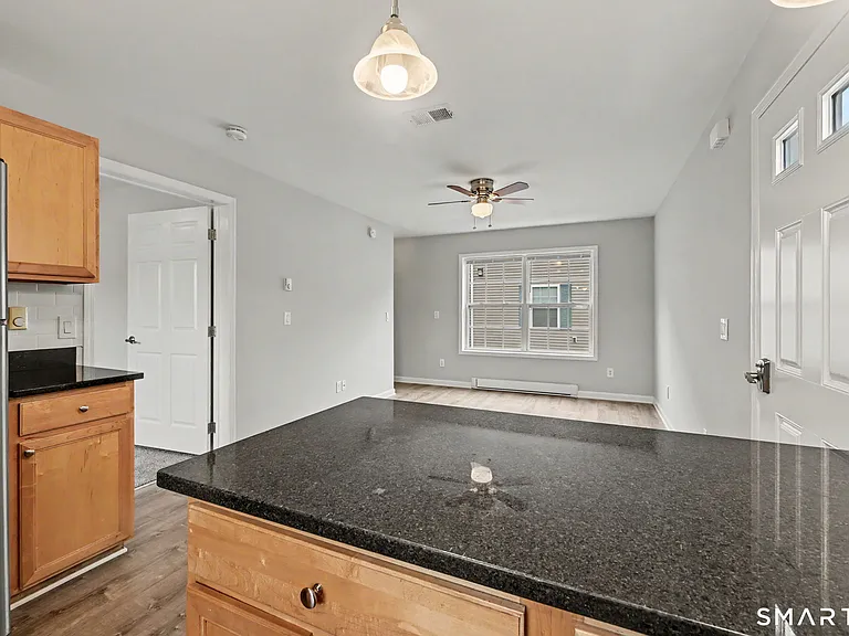 149 S Main St #D — Photo 7