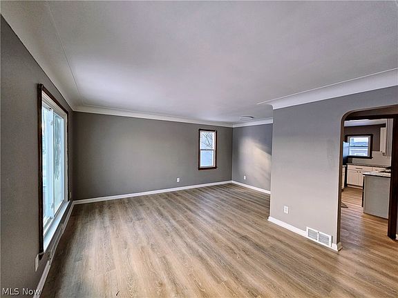 5th image of 13417 Granger Rd