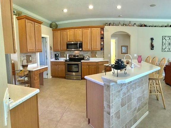 5th image of 2712 Treymore Dr