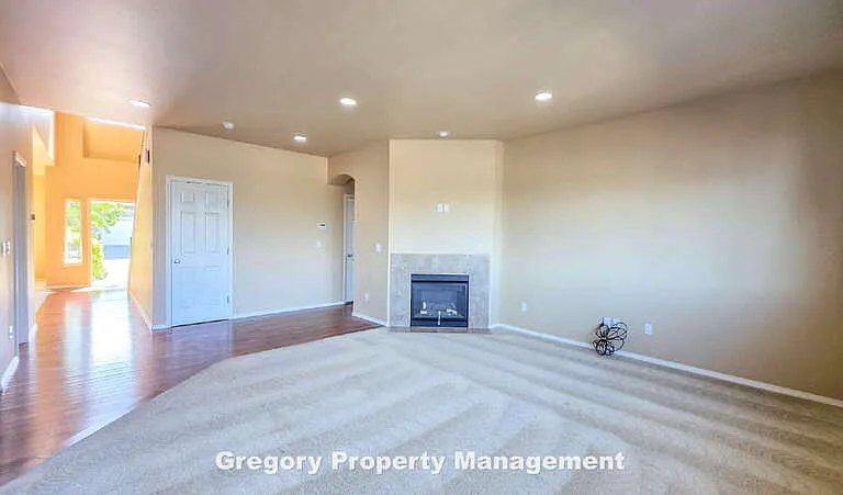 22904 42nd Dr SE — Photo 21
