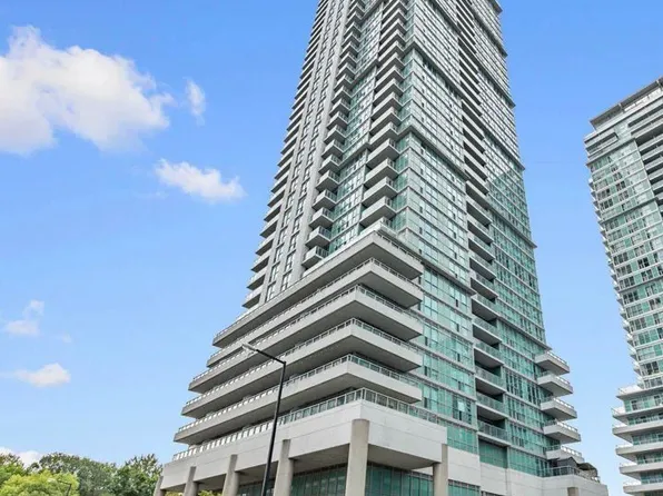 50 Town Centre Ct #3806, Toronto, ON M1P 0A9
