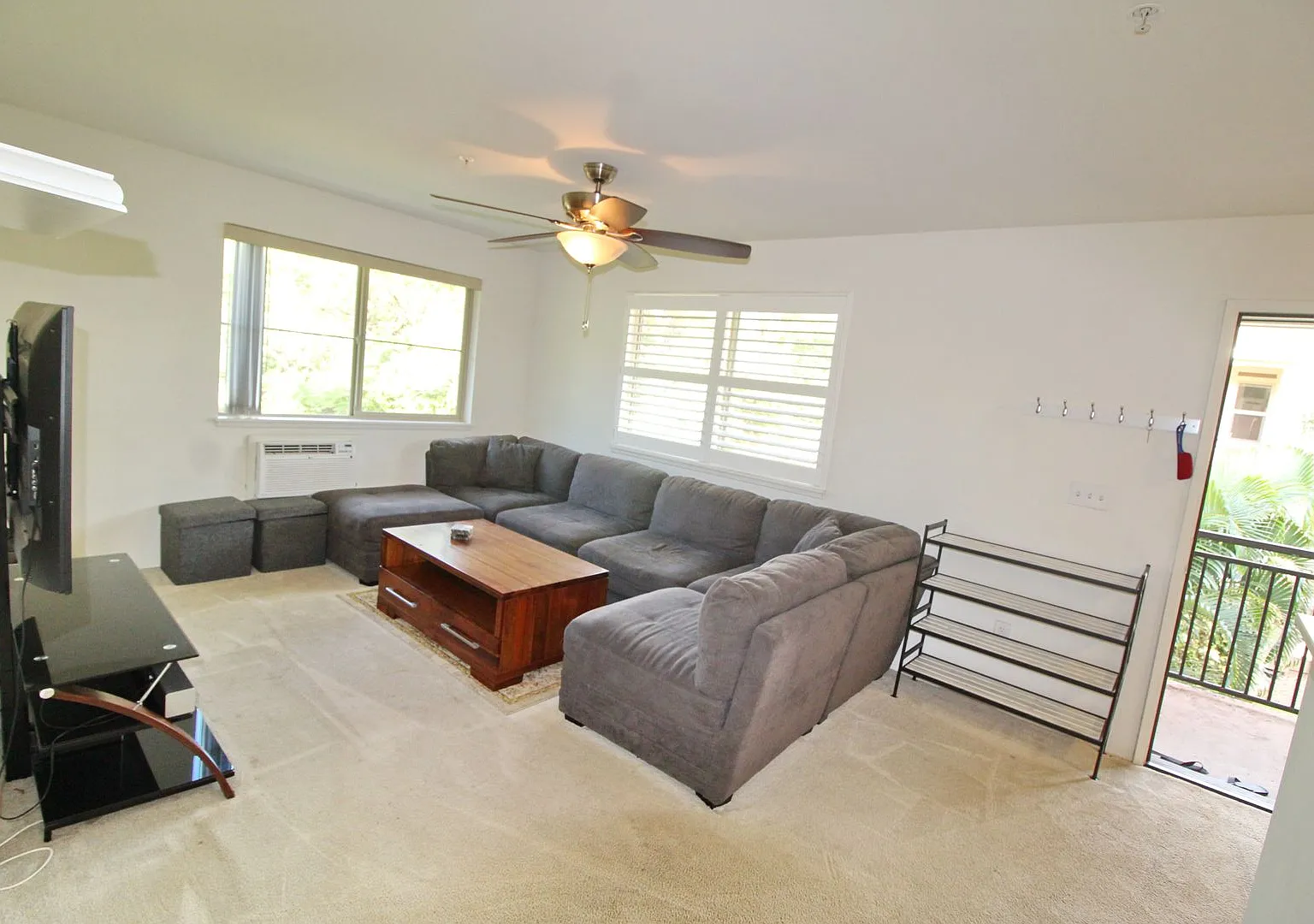 Kamalani in North Kihei - Partially Furnished or Available Unfurnished -Top Floor 2 bed 1.5 Bath ... — Photo 3
