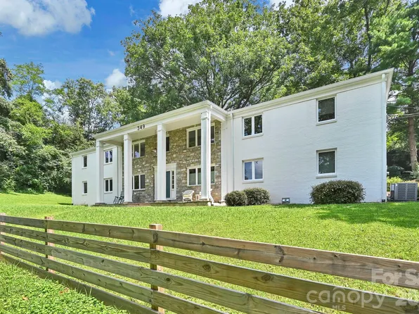 349 Country Club Rd APT 4, Asheville, NC 28804