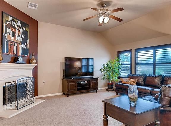 5th image of 102 Briarwood Dr