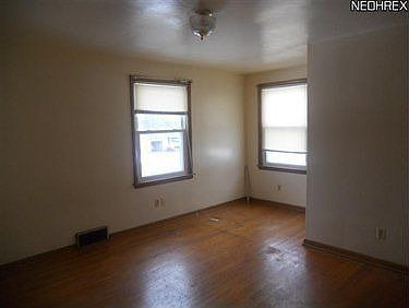 3rd image of 499 Liberty St
