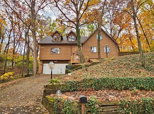 79 Allen Bend Dr, Decatur, IL 62521