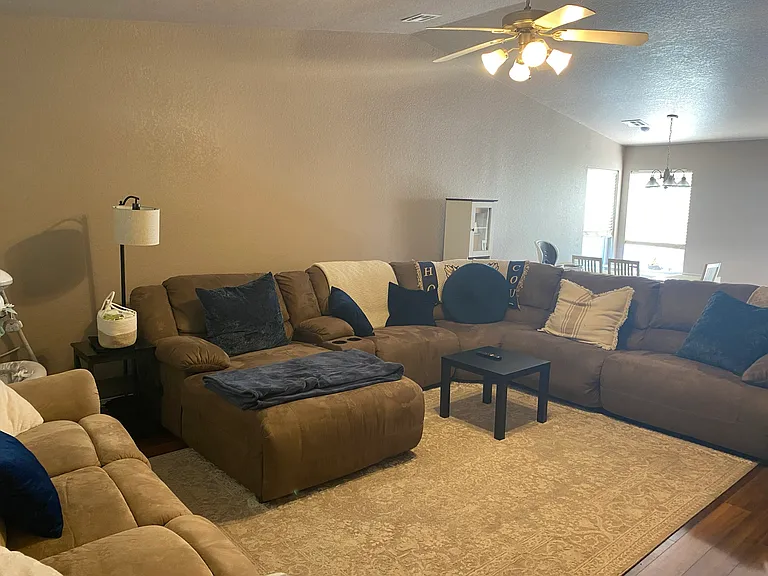15616 Lilly Garden Ln — Photo 4