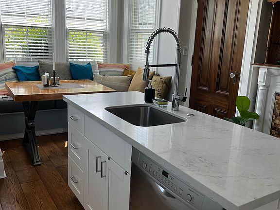 2nd image of 104 8th St APT 2