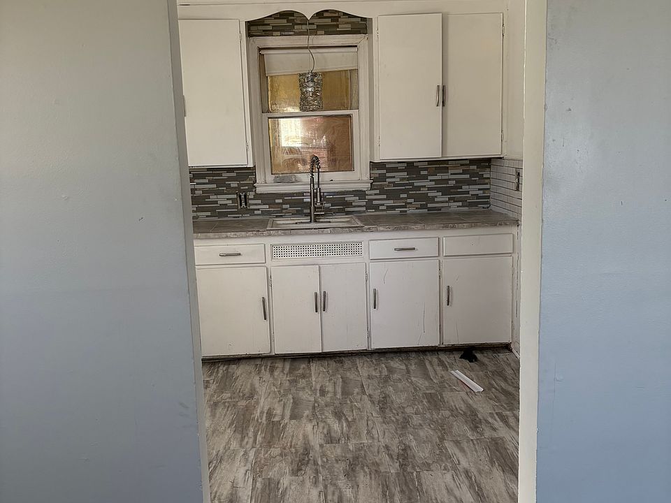 1st image of 26721 Kean St