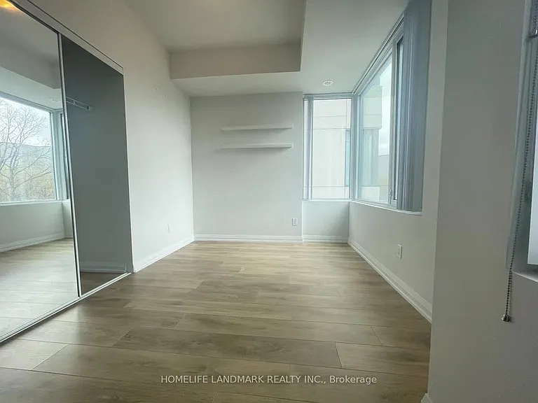 1060 Portage Pkwy E #Townhouse 60 — Photo 10