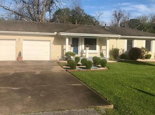 208 S West Rd, Texas City, TX 77591