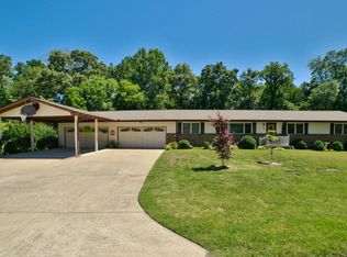104 Dana Ln, Chickamauga, GA 30707