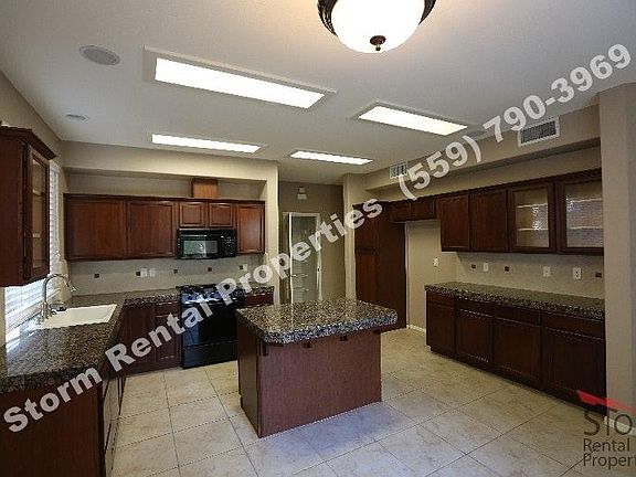 Kitchen Breakfast Area and Patio Access