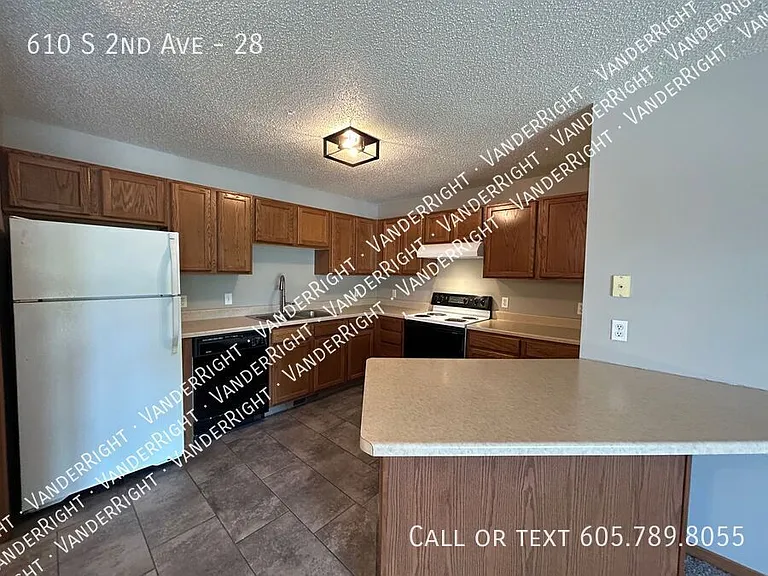 610 S 2nd Ave #28 — Photo 7