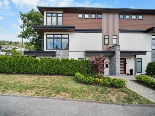 1010 Augusta Ave, Burnaby, BC V5A 2V5
