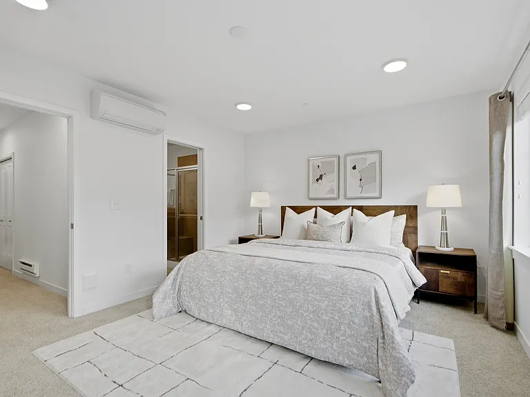 1450 157th Ct NE — Photo 11
