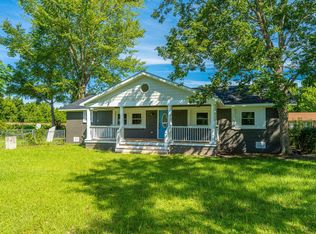 684 Root Branch Rd, Pineville, SC 29468