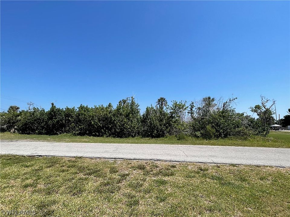 1st image of 2300 3rd Ave