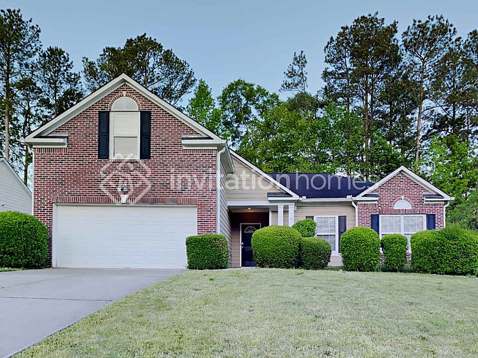 1st image of 527 Gables Ct