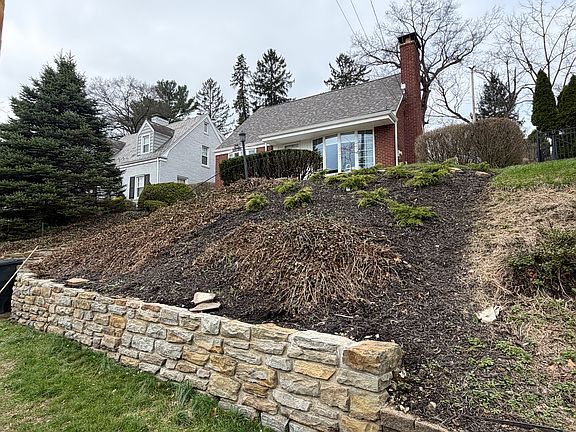 2nd image of 174 Seminole Dr