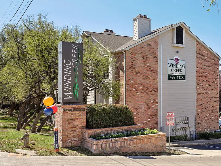 Winding Creek Apartments — Photo 11
