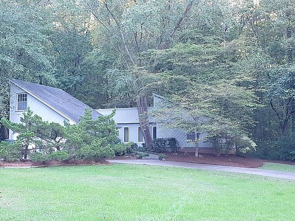 Easy to maintain yard