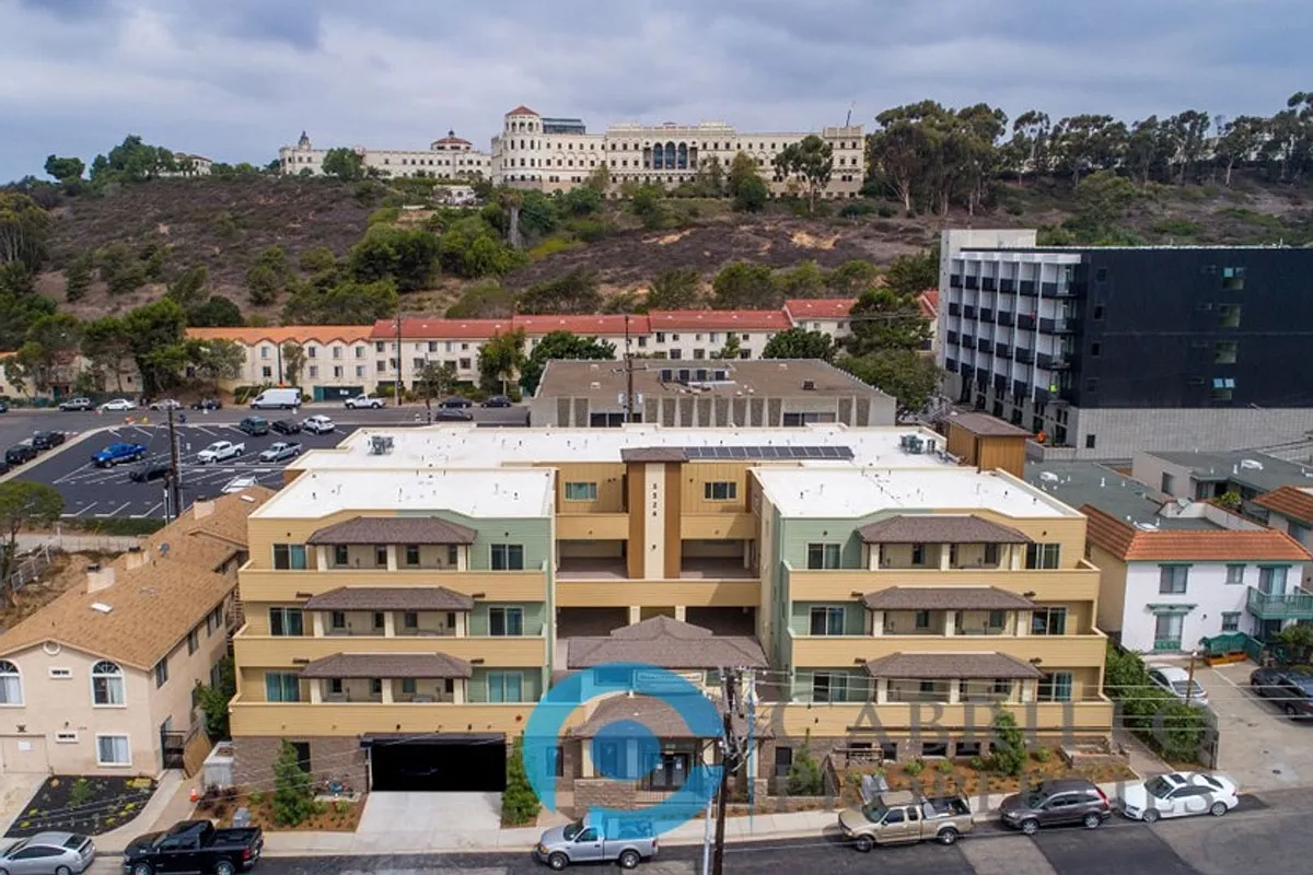 Building Photo - Lauretta Landing